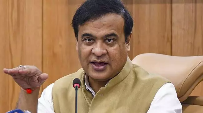 Assam: ధుబ్రీ జిల్లాలో షూట్-అట్-సైట్ ఆదేశాలిచ్చిన సీఎం హిమంత బిశ్వ Assam: ధుబ్రీ జిల్లాలో షూట్-అట్-సైట్ ఆదేశాలిచ్చిన సీఎం హిమంత బిశ్వ