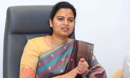 దారుణమైన ట్రోల్స్.. .. ప్రముఖ మీడియాపై  విడదల రజిని  ఫిర్యాదు