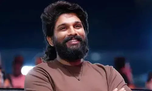 Allu Arjun: మలయాళ సెన్సేషనల్ డైరెక్టర్‌తో ఐకాన్ స్టార్ భారీ ప్రాజెక్ట్.. అంచనాలను డబుల్ చేస్తున్న ట్వీట్