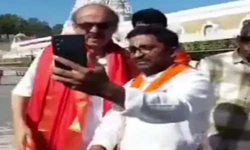 Tirumala News:శ్రీవారి సేవలో ప్రముఖ సినీ నిర్మాత