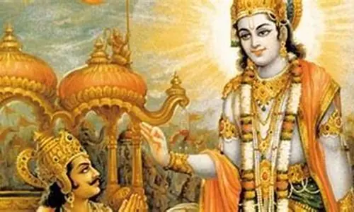 అహ్మదాబాద్ విమాన ప్రమాదం.. మనుషులు మాంసపు ముద్దలైపోయారు.. కానీ చెక్కు చెదరని భగవద్గీత పుస్తకం (వీడియో)