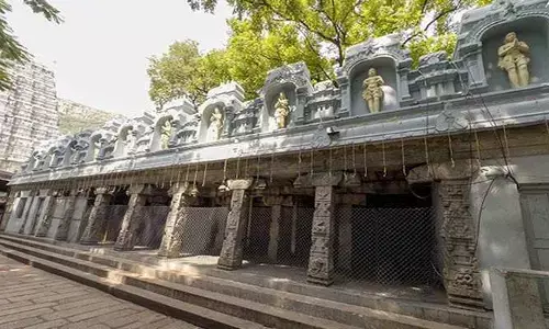 తిరుమలలో 500 ఏళ్ల చరిత్ర కలిగిన మండపం.. ప్రత్యేకత ఏంటంటే?
