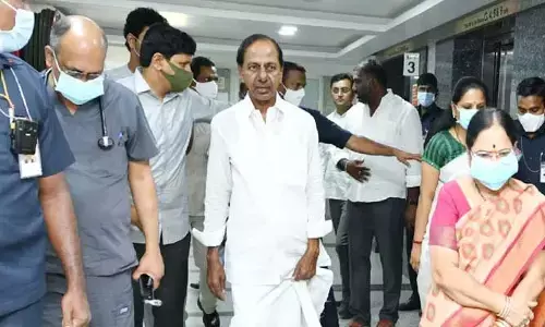 HYD: గచ్చిబౌలి AIG ఆస్పత్రికి మాజీ సీఎం KCR