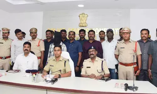 డబ్బు కోసం మేనత్తను హత్య చేసిన మేనల్లుడు అరెస్ట్..