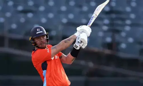 క్రిస్ గేల్ రికార్డు బద్దలు కొట్టిన కివీస్ కుర్రాడు