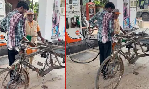 Viral video : ఓర్నీ.. ఇదేం విచిత్రం భయ్యా.. రిక్షాకు పెట్రోల్ కొట్టించుకోవడం ఎక్కడైనా చూశారా!
