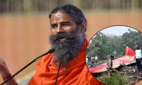 ‘ఆ సంస్థ కుట్రకు పాల్పడే ఛాన్స్ ఉంది’.. ఫ్లైట్  క్రాష్ పై రామ్‌దేవ్ బాబా సంచలన వ్యాఖ్యలు