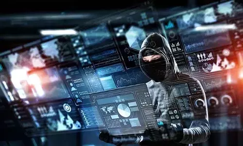 ఆన్‌లైన్ మోసాలతో జాగ్రత్త!