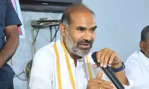 కేటీఆర్, హరీశ్ రావుకు చలి జ్వరం వస్తోంది : ఆది శ్రీనివాస్