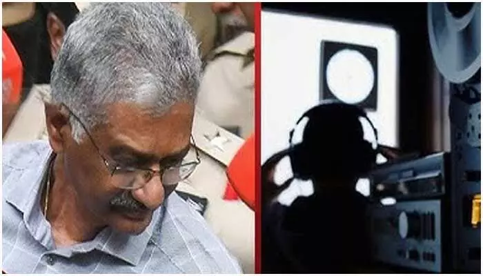 ఫోన్ ట్యాపింగ్ కేసు.. విచారణ ప్రక్రియను పరిశీలించిన సీపీ సజ్జనార్ ఫోన్ ట్యాపింగ్ కేసు.. విచారణ ప్రక్రియను పరిశీలించిన సీపీ సజ్జనార్