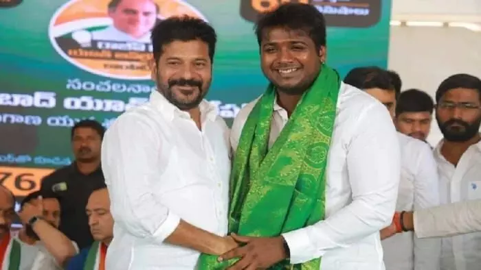 సీఎం రేవంత్ గురించి సింగర్ రాహుల్ సిప్లిగంజ్ సంచలన ట్వీట్.. వైరల్ అవుతున్న పోస్ట్ సీఎం రేవంత్ గురించి సింగర్ రాహుల్ సిప్లిగంజ్ సంచలన ట్వీట్.. వైరల్ అవుతున్న పోస్ట్