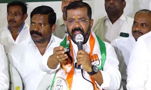 కేటీఆర్‌ మీద కేసులు పెడతాం.. ఎమ్మెల్యే నాయిని హాట్ కామెంట్స్