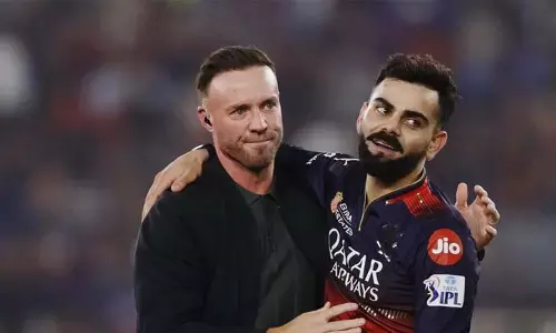 నేను అలా చేయడంతో కోహ్లీ నాతో మాట్లాడటం మానేశాడు : డివిలియర్స్