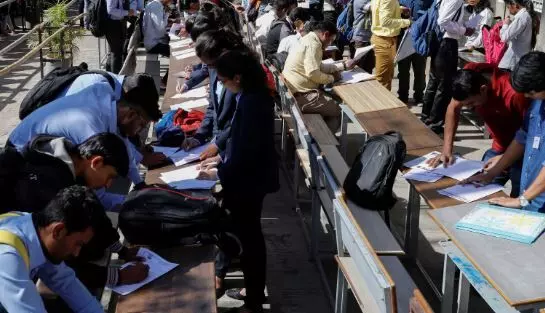 Unemployment: దేశంలో పెరిగిన నిరుద్యోగ రేటు Unemployment: దేశంలో పెరిగిన నిరుద్యోగ రేటు