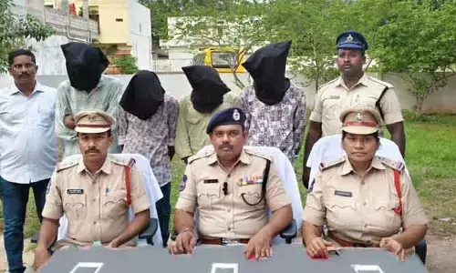 అనంతగిరిలో గంజాయి కలకలం..  నలుగురు అరెస్ట్