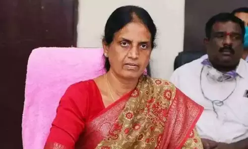 వాళ్ల అవినీతి వాళ్లే బయటపెట్టుకున్నారు.. మాజీ మంత్రి సబితా ఇంద్రారెడ్డి కీలక వ్యాఖ్యలు