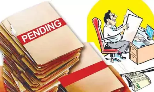 అటకెక్కిన భూ సమస్యల పరిష్కారం.. ఆరు నెలలుగా పెండింగ్‌లో ఫైళ్లు!