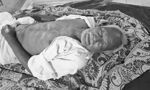 ఆరోగ్య సమస్యలతో వృద్ధుడు ఆత్మహత్య