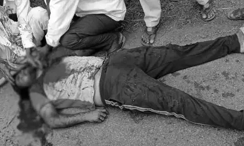 అన్నపై తమ్ముడు దాడి.. తీవ్ర రక్తస్రావం.. పరిస్థితి విషమం