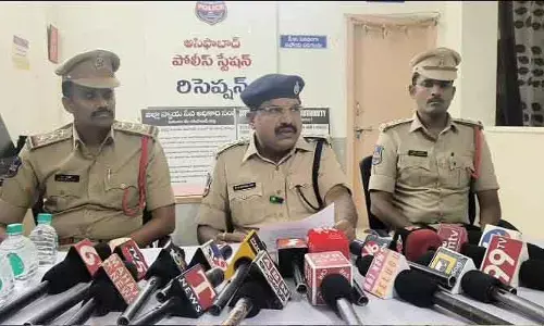 మహిళల అక్రమ రవాణా ముఠా గుట్టురట్టు
