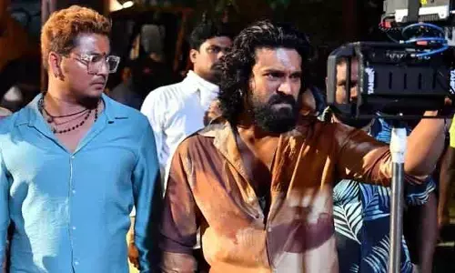 Ram Charan: చరణ్ కెరీర్‌లోనే అత్యంత రిస్కీ స్టంట్స్.. ఆందోళనలో అభిమానులు