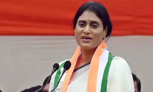 రేవంత్ రెడ్డి సీఎం అయ్యాడు కాబట్టే ఫోన్ ట్యాపింగ్ వ్యవహారం బయటకు వచ్చింది: వైఎస్ షర్మిల