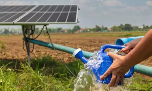 రైతులతో సోలార్ ఉత్పత్తి