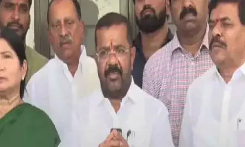 ఇష్టమొచ్చినట్లు మాట్లాడితే పార్టీ ఊరుకోదు.. కొండా మురళికి ఎమ్మెల్యే నాయిని కౌంటర్