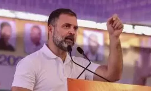 ఇంగ్లీష్ ను పేద విద్యార్థులకు దూరం చేయాలనే కుట్ర జరుగుతోంది: రాహుల్ గాంధీ