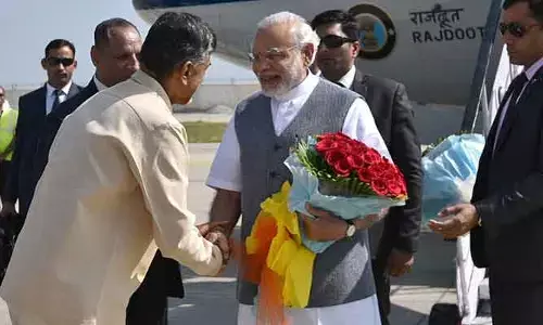 ‘యోగా డే’కు ప్రధాని మోడీ.. విశాఖలో Cm చంద్రబాబు ఘన స్వాగతం