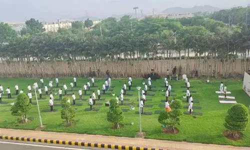 International Yoga Day:రాష్ట్ర సచివాలయంలో ఘనంగా యోగా వేడుకలు