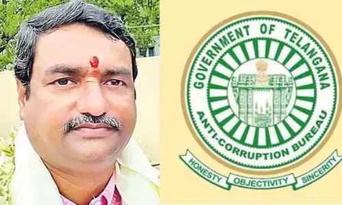 కొనసాగుతోన్న EE నూనె శ్రీధర్ విచారణ.. ఆ ఉన్నతాధికారికి ఏసీబీ నోటీసులు
