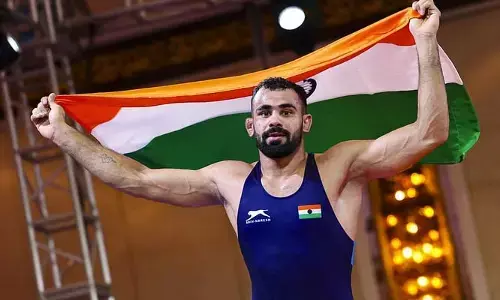 రెజ్లర్ల పతకాల పంట.. ఒకే రోజు ఐదు స్వర్ణాలు