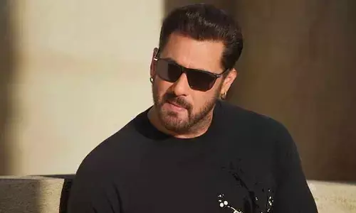 Salman Khan: అనారోగ్య సమస్యలతో బాధపడుతున్న సల్మాన్ ఖాన్.. ఆందోళన చెందుతున్న అభిమానులు