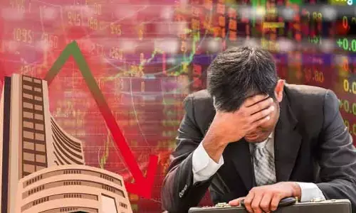 Stock Market: ఇన్వెస్టర్లకు బిగ్ షాక్.. భారీ నష్టాల్లో దేశీయ స్టాక్ మార్కెట్లు