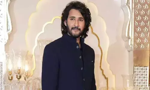 వివాదంలో ఉన్న సినిమాకు రివ్యూ ఇచ్చి చిక్కుల్లో పడిన సూపర్ స్టార్..