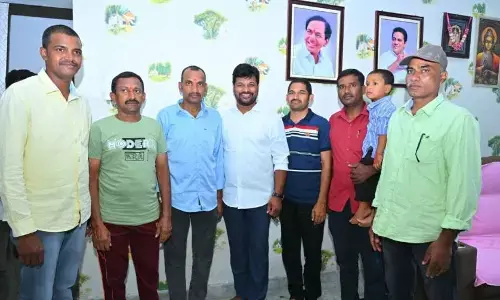 మలేషియా జైలు జీవితం నుంచి విముక్తి...తిరిగొచ్చిన లింగాపూర్, దస్తురాబాద్ వాసులు
