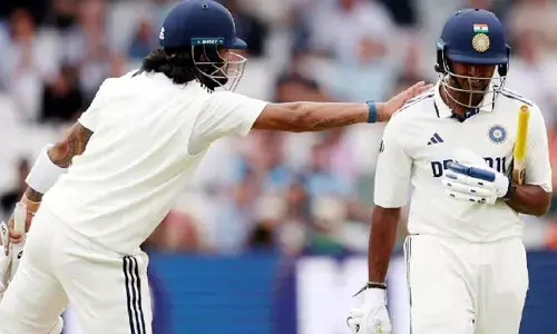 INDvsENG: టీమిండియా ఆలౌట్.. ఇంగ్లండ్ టార్గెట్ ఎంతంటే?