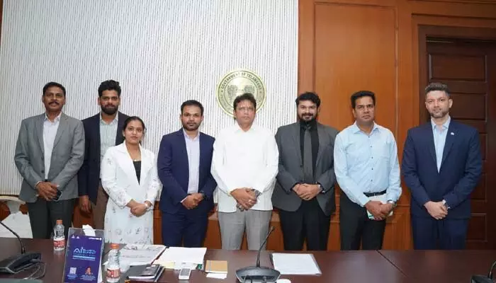 ఫ్రెంచ్ కంపెనీలు వచ్చేలా చొరవ చూపాలి.. ‘ఇఫ్కీ’ ప్రతినిధులతో మంత్రి శ్రీధర్ బాబు భేటీ ఫ్రెంచ్ కంపెనీలు వచ్చేలా చొరవ చూపాలి.. ‘ఇఫ్కీ’ ప్రతినిధులతో మంత్రి శ్రీధర్ బాబు భేటీ