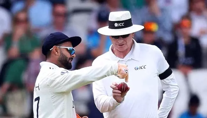 అలా చేసినందుకు పంత్కు వార్నింగ్ ఇచ్చిన ఐసీసీ అలా చేసినందుకు పంత్కు వార్నింగ్ ఇచ్చిన ఐసీసీ