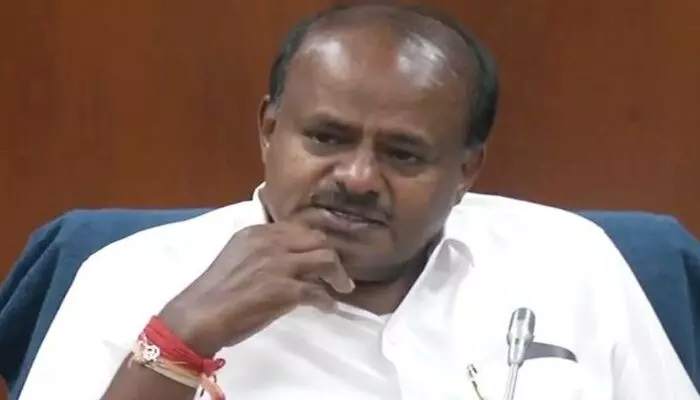 EV Cars: ఈవీ కార్ల పథకం కింద దరఖాస్తు కోసం పోర్టల్ ప్రారంభించిన కేంద్రం EV Cars: ఈవీ కార్ల పథకం కింద దరఖాస్తు కోసం పోర్టల్ ప్రారంభించిన కేంద్రం