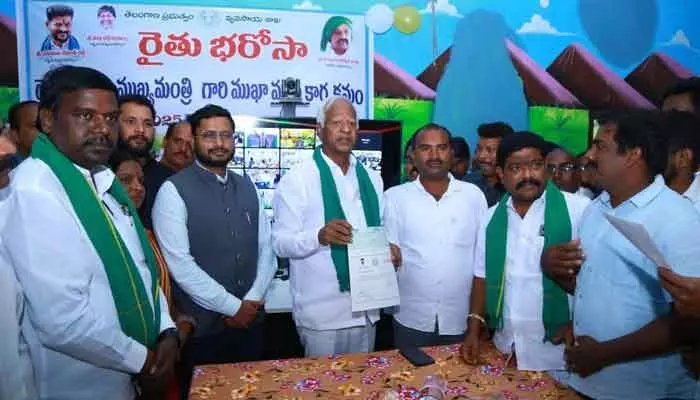 రైతులను రుణ విముక్తులను చేయాలనేదే సంకల్పం : కడియం శ్రీహరి రైతులను రుణ విముక్తులను చేయాలనేదే సంకల్పం : కడియం శ్రీహరి