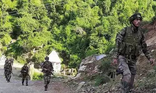 Army: భారత సైన్యం మరింత బలోపేతం..13 ప్రాజెక్టులకు రక్షణ శాఖ గ్రీన్ సిగ్నల్