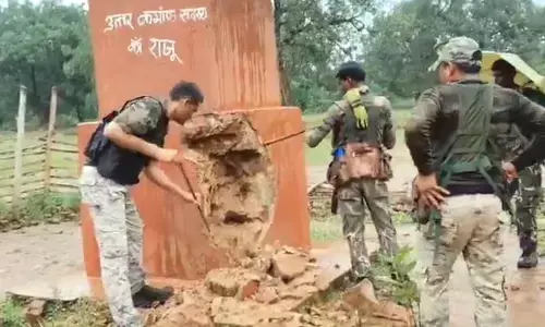 Maoist Martyrs: పురాతన మావోయిస్టు స్మారక స్థూపం కూల్చివేత.. ఇంద్రావతి నది తీరంలో గుర్తించిన బలగాలు