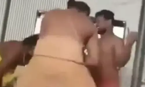ఆలయంలో పూజారుల అశ్లీల నృత్యాలు..వీడియో వైరల్