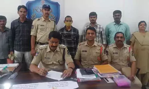 చోరీలే కెరీర్‌.. లూడో, లవ్, లూటీ - సునీల్ శెట్టి ఫ్యాన్‌ రియల్ లైఫ్ రౌడీ..!