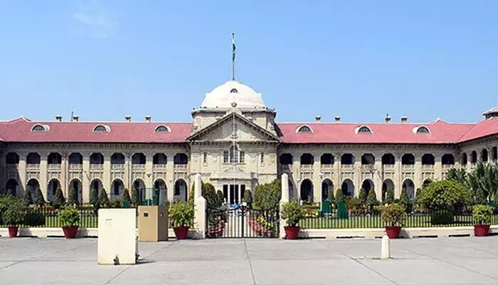 Allahabad HC: లివ్ ఇన్ రిలేషన్షిప్ మధ్యతరగతి విలువలకు వ్యతిరేకం.. అలహాబాద్ హైకోర్టు Allahabad HC: లివ్ ఇన్ రిలేషన్షిప్ మధ్యతరగతి విలువలకు వ్యతిరేకం.. అలహాబాద్ హైకోర్టు