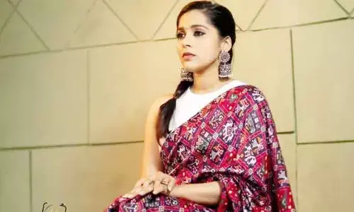 ‘అదృష్టం కొందరికి అనుకూలంగా ఉంటుంది’.. రష్మి పోస్ట్ వెనక అర్థమేంటి..?