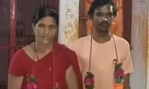 అమ్మమ్మను పెళ్లి చేసుకున్న మనవడు.. తాత పోయాక జరిగిందదే మరి..