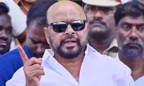 Konda Murali: మా మద్దతుతో గెలిచి మాకు వ్యతిరేకంగా పని చేస్తున్నారు: కొండా మురళి సంచలన లేఖ